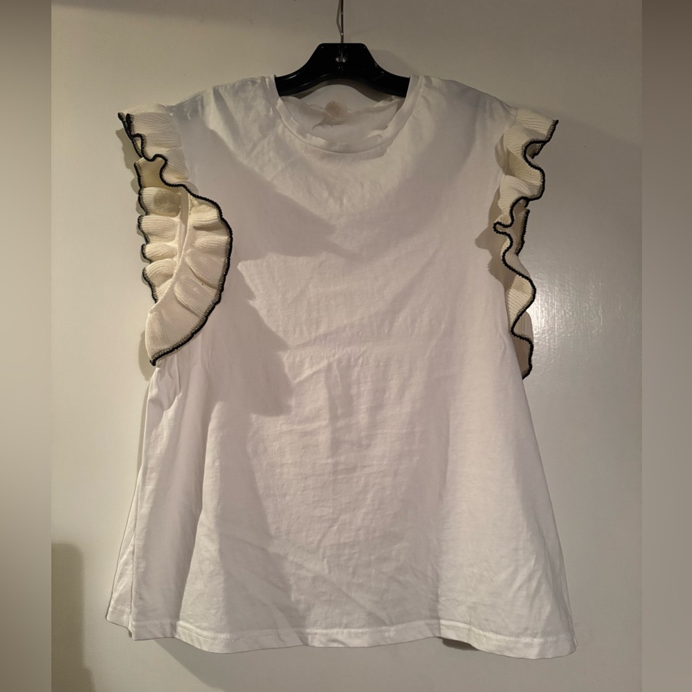 NWOT Like Love White Ruffle Sleeve Women's Top